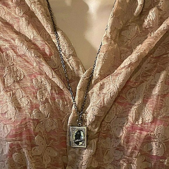 Christmas Steampunk Gothic Raven Crow Black Rockabilly Necklace Locket - Picture 6 of 10